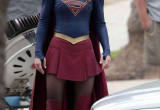 008_supergirl_in_park.jpg